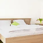 阿尔特斯塔莫尔公寓旅馆 * 辛斯海姆